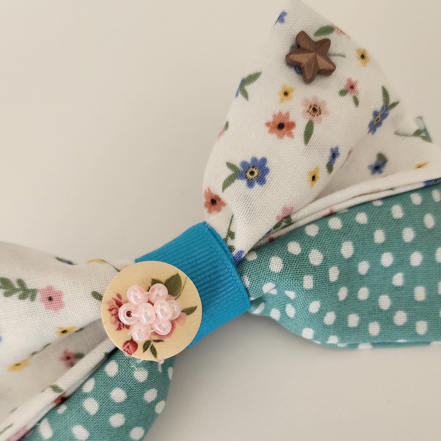 Flower Button  Bow
